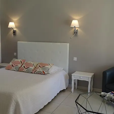 Les Mandalas Chambres D'hotes Отель типа 