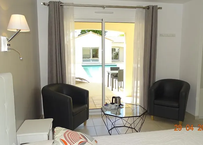 Les Mandalas Chambres D'hotes Bed & Breakfast 3*