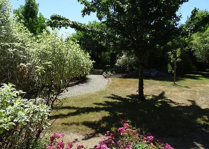 Les Mandalas Chambres D'hotes Bed & Breakfast 3*